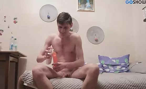 Guys Butt Gets Fucked by a Massive Dildo